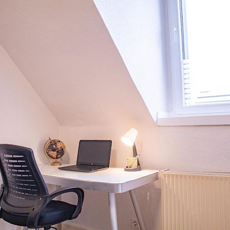 Bis 5 Personen, Parkplatz, Arbeitsplatz Apartment Solingen Exterior photo