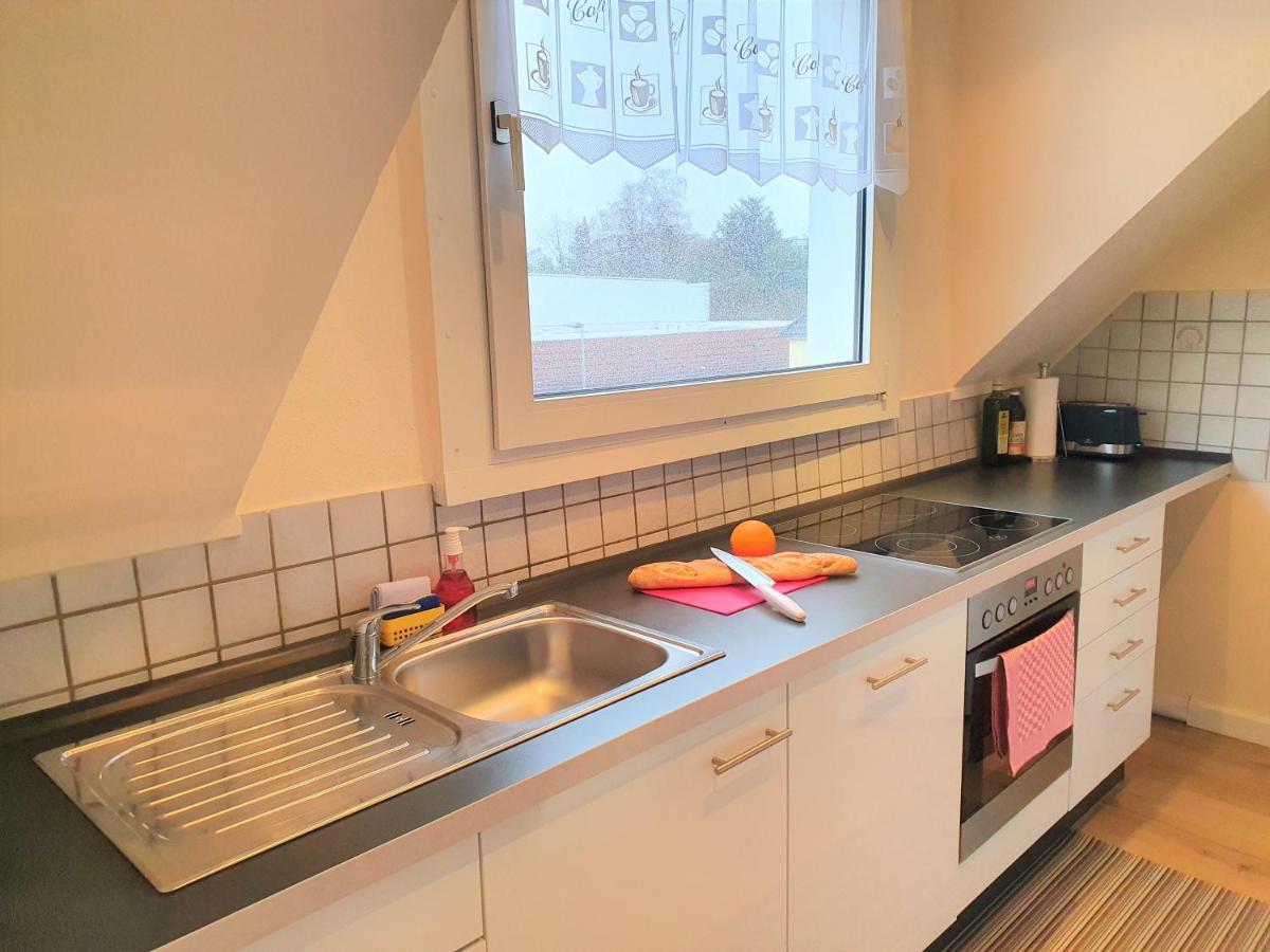 Bis 5 Personen, Parkplatz, Arbeitsplatz Apartment Solingen Exterior photo